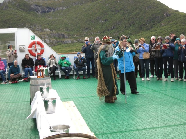 Hurtigruten_2015-06-20_10-27-2